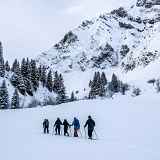 Randonnée collective en raquettes avec Monts et Merveilles