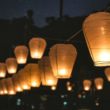 Marche aux lampions