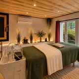 Hana No Michi - Head Spa