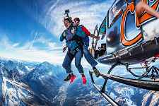 Idée cadeau inoubliable : offrez un saut en parachute en Haute-Savoie