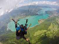 Parapente en Haute-Savoie : entre ciel et sommets
