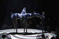 Nocturne (Parade) - Compagnie Non Nova – Phia Ménard