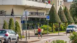 Meythet et la médiathèque Louise Michel