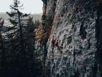 Escalade en grandes voies avec le Bureau des Guides