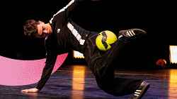 Danse hip-hop et foot freestyle - "Joga Bonito"