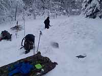 Randonnée hivernale en bivouac - Fun and Victory