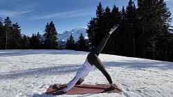 Cours de Yoga sur neige
