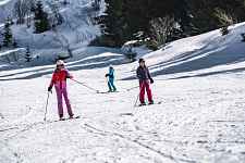 Cours de ski en famille