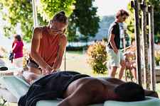 Exquis Maux Massage