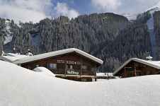 "A" ski shop