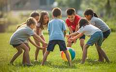 Jeux d'extérieur en famille (dès 5 ans)