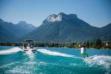 Pack Ride : 3h de privatisation bateau + 1h de paddle géant