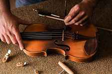 Com Les Pros : atelier de Lutherie E&E