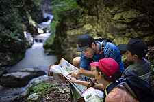 Activité montagne enfant 8-13 ans Escape game abeille