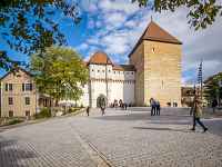 Visite famille - Le château pierre par pierre
