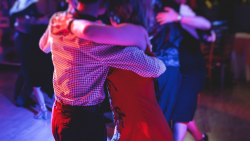 Repas dansant - animé par Lou Veros