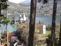 Duingt et ses trois Châteaux