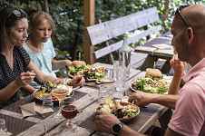 Restaurant végétarien à la ferme : Les jardins du Taillefer