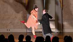 Deux, histoire d'un calin, spectacle à partir de 3 ans / Festival des P'tits Malins
